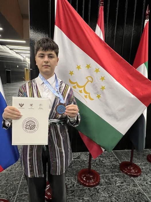 ДАСТОВАРДИ НАЗАРРАСИ ХОНАНДАИ ТОҶИК ДАР ОЛИМПИАДАИ БАЙНАЛМИЛАЛИИ «IJSO–2025»