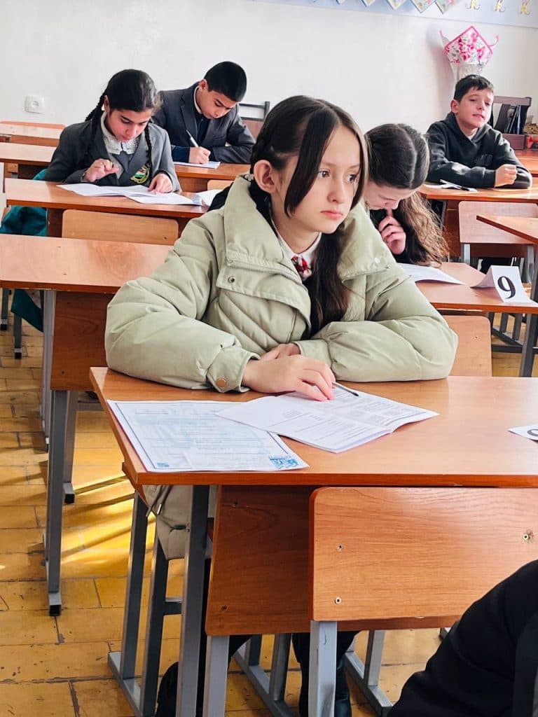 РАҚОБАТИ ЗЕҲНӢ: ИДОМАИ ДАВРИ МИНТАҚАВИИ ОЛИМПИАДАҲОИ ФАННӢ thumbnail 4